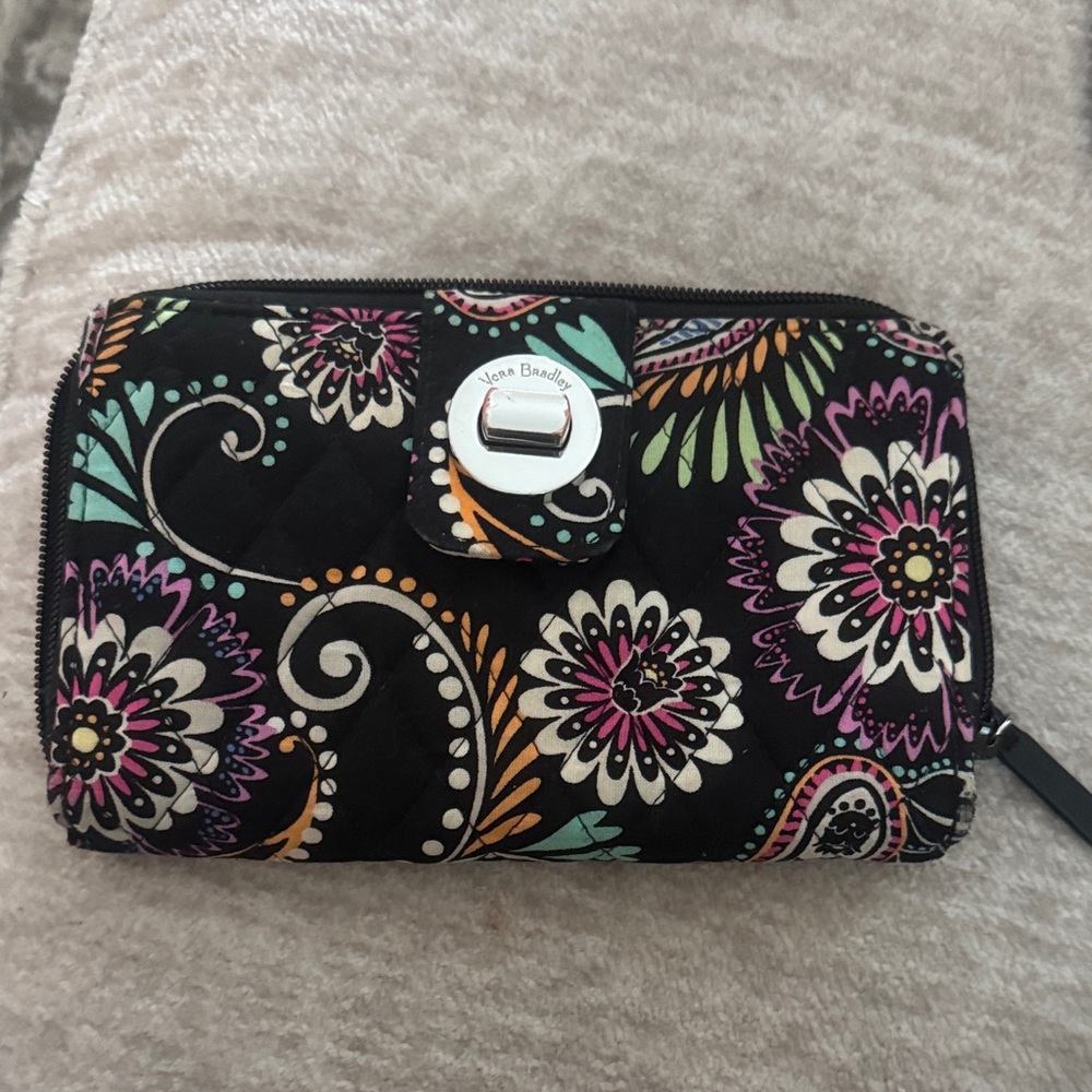 Vera Bradley Multicolor Floral Wallet great storage with lots of room for cards.